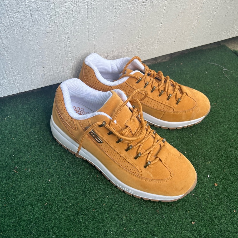 Lugz Brown Boy’s Sturdy Shoe -Great fir the winter, hiking and the snow.